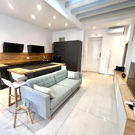 Superbe Renove Proche Palais Apartment *